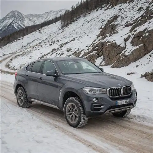 BMW X6 - Conquer the Road Less Traveled in the Versatile BMW X6