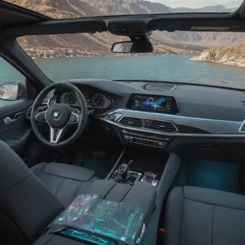 BMW X6 - Explore the BMW X6's seamless integration of technology, from its intuitive infotainment system to advanced connectivity features.